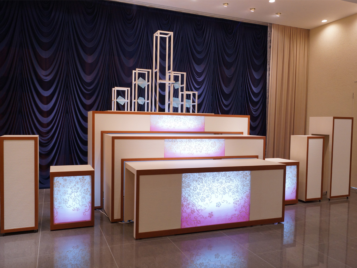 スライド祭壇「グラフィス」